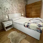 Wonderful Park Residences 5 * Bukurešť